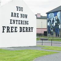 /images/apkg/1169/derry_-_free_derry_sign-1134135-500.jpg