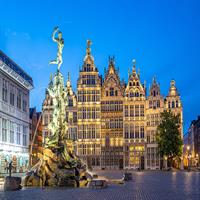 /images/apkg/1287/antwerp_-_grote_markt_at_night-1083037-500.jpg