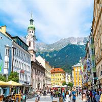/images/apkg/1730/innsbruck_-_old_town-1030577-500.jpg
