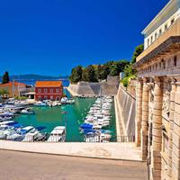 /images/apkg/2654/zadar_-_harbor_and_gate-1044999-500.jpg