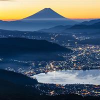 View of Tokyo to Osaka via Japanese Alps with Rail Pass (Shiojiri - Azumino - Nagano - Kanazawa)
