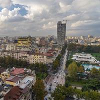 /images/apkg/2665/tirana_-_city_view_west_of_skanderbeg_square-1144687-500.jpg