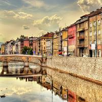 /images/apkg/3258/sarajevo_-_historic_center-1144759-500.jpg