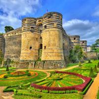 /images/apkg/3517/angers_-_castle-3796081-500.jpg