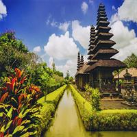 View of Bali (Ubud and Beaches) - Kuala Lumpur - Borneo Island