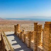 /images/apkg/3915/dead_sea_-_balcony_in_the_masada_ruins-5894253-500.jpg