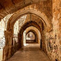 /images/apkg/3915/israel_-_jerusalem_-_old_city_alley-5864016-500.jpg