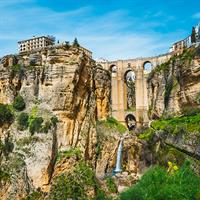 /images/apkg/966/ronda_-_tajo_gorge_from_side_view-7820736-500.jpg