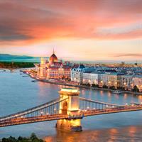 /images/apkg/986/buda_castle_quarter_-_city_view-6416296-500.jpg