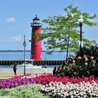 View of Milwaukee and the South Lake Michigan Shore (Self Drive)