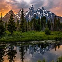 View of Mt. Rushmore - The Great Plains - Yellowstone National Park (Self Drive)