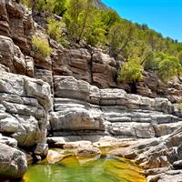 /images/apkg/995/paradise_valley_-_swimming_hole_in_gorge-3388844-500.jpg