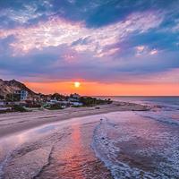 View of Peru and Ecuador Coastal Towns (Lima - Piura Northern Beaches - Tumbes - Guayaquil - Montanita)