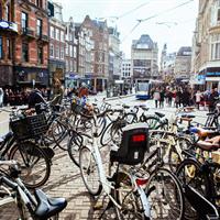 /images/asst/0/984/amsterdam_-_street_bikes-646854-500.jpg