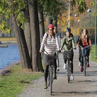 Best Stockholm Bike Tour. English, French or Spanish!