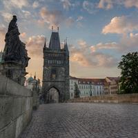 /images/asst/1752/prague_-_charles_bridge_-681661-500.jpg