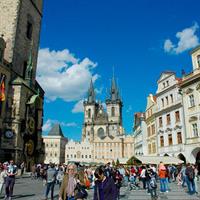 /images/asst/1752/prague_-_old_town-650661-500.jpg