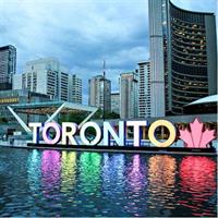Discover Toronto Like a Local