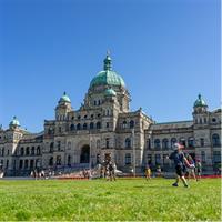 Butchart Gardens and Victoria Sightseeing Tour from Vancouver