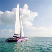 Camira Sailing Adventure through Whitsunday Islands