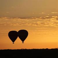 Early Morning Ballooning in Alice Springs