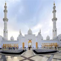 Abu Dhabi City Sightseeing Tour From Dubai