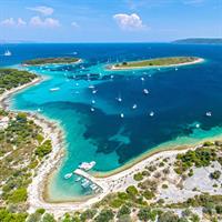 Blue Lagoon &amp; 3 Islands Small-Group Speedboat Tour