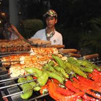 3-Hour Private Night Tour: Beijing Foodie Experience