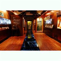 3-Hour Private Tour to Jewish Ghetto and Shanghai Bund