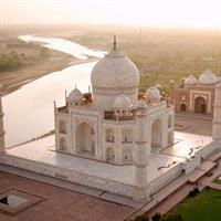 Agra Full-Day Tour Via Abhaneri Step Well from Jaipur