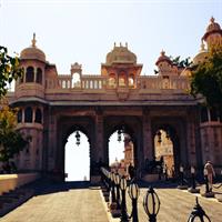 Highlights of the Udaipur (Guided Full Day Sightseeing City Tour)