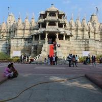 1-Day Trip to The Jain Temple, Ranakpur from Udaipur with Lunch