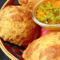 A Foodie Walk through Varanasi