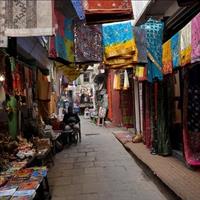 Private Bengali Tola Walk in Varanasi