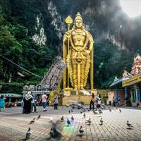 Batu Caves &amp; Malaysian Handicraft Tour: Pewter &amp; Batik Experience