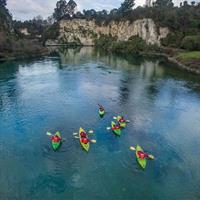 2-Hour Waikato River Guided Kayak Trip from Taupo