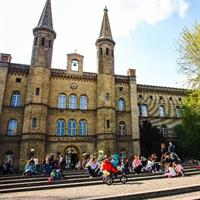 /images/asst/56/berlin_-_bethanien_-699430-500.jpg