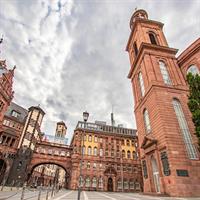 Explore the Instaworthy Spots of Frankfurt with a Local