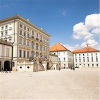Discover WWII and the Olympics of Munich with a Local