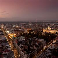 /images/asst/5650/belgrade_-_city_at_night_-781145-500.jpg