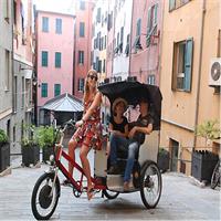 2 Hours Private Historical Tour in Genoa