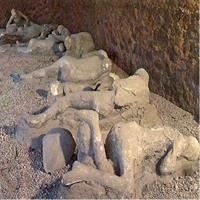 All-Inclusive Pompeii Tour with Guide, Lunch &amp; Ticket from Rome