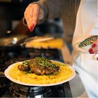 Cesarine: Market Tour &amp; Cooking Class at Local's Home in Milan