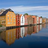 See the city power-walk