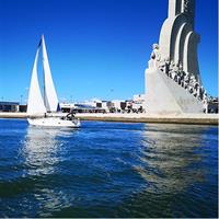 2h Private Group - Exclusive Boat Tour with Local Sailors