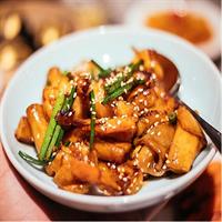 A Taste of Hong Kong: Private Tour With Locals