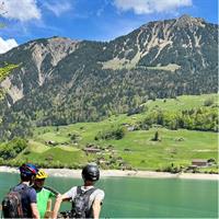 4 Lakes E-Bike Guided Tour and Lake Cruise