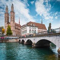 Afternoon Zurich Tour with Artisanal Chocolate and Rhine Falls