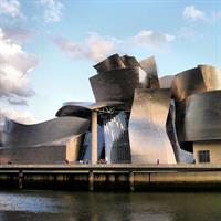 /images/asst/966/bilbao_-_guggenheim_-672870-500.jpg
