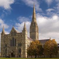 Salisbury and Magna Carta Private Tour from Southampton